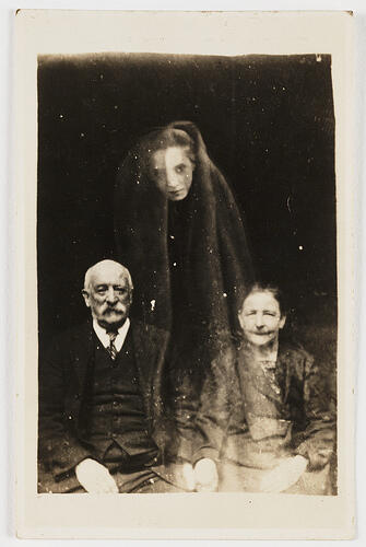 Paranormal Images